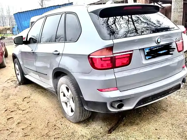 BMW X5 2011