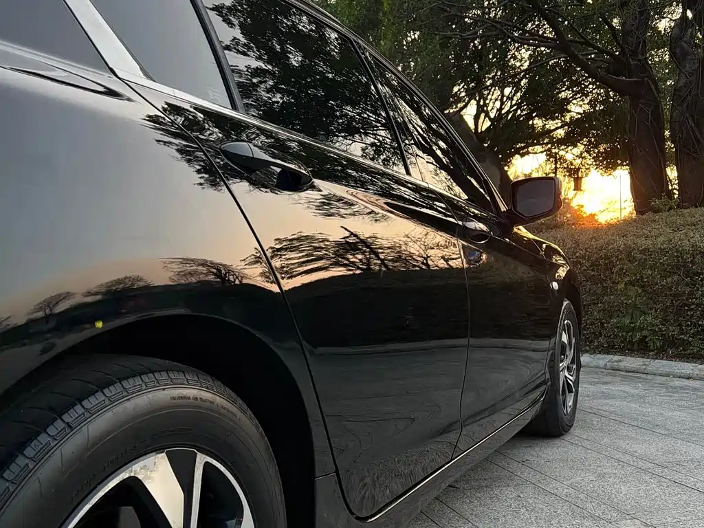 Honda Accord 2017 — фото 29