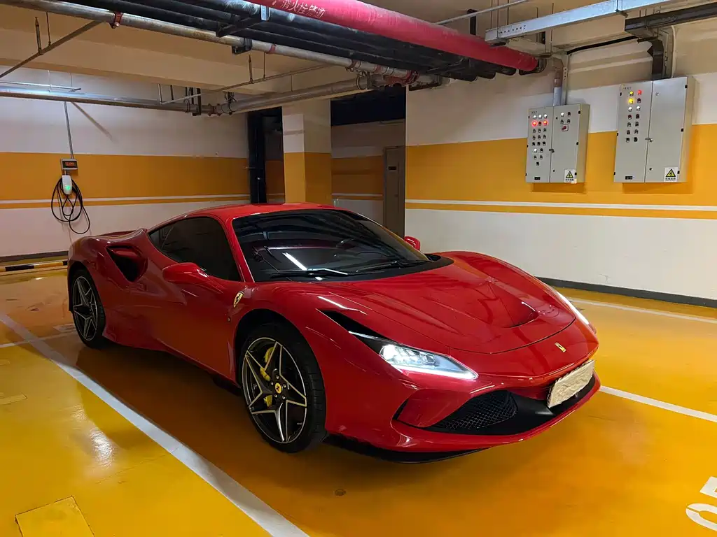 Ferrari F8 2021 — фото 3