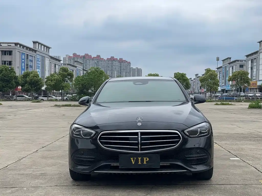 Mercedes-Benz C-Class 2023 — фото 2
