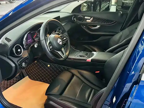 Mercedes-Benz C-Class 2019