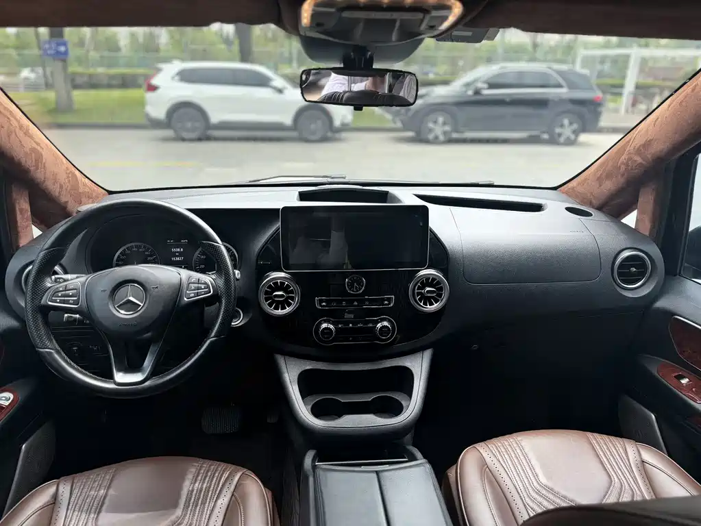 Mercedes-Benz Vito 2019 — фото 13