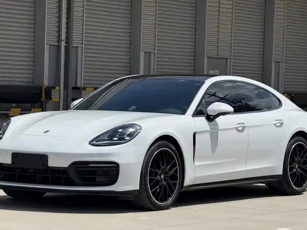 Porsche Panamera 2022 — фото 11
