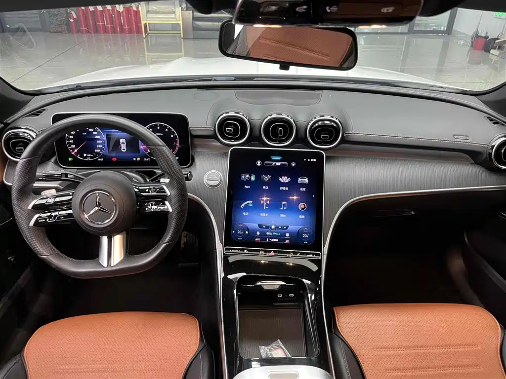 Mercedes-Benz C-Class 2022 — фото 2