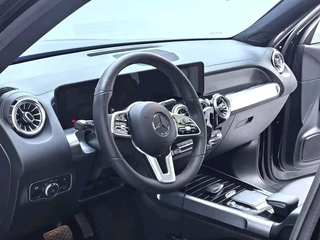 Mercedes-Benz GLB 2022 — фото 13