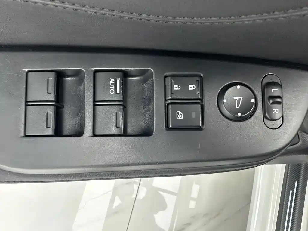 Honda Envix 2023 — фото 12
