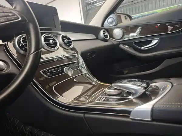 Mercedes-Benz C-Class 2015