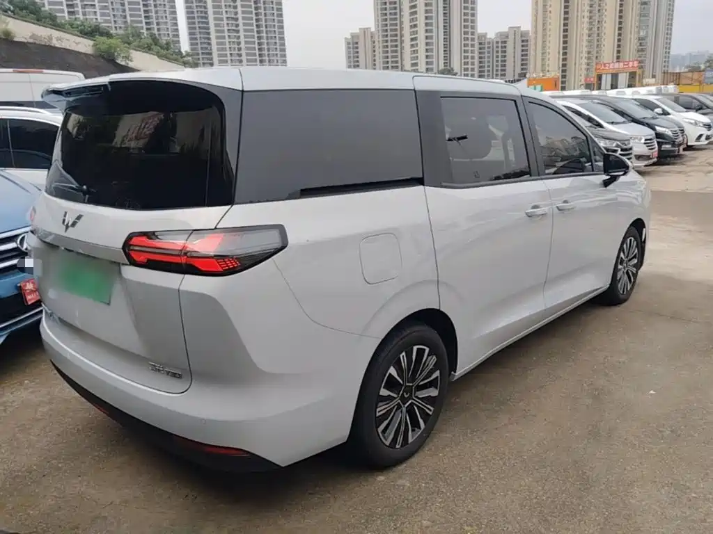 Wuling Starlight 730 New Energy 2025 — фото 7