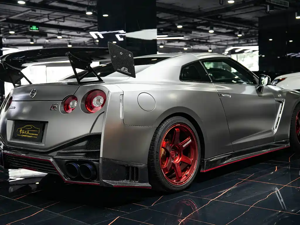 Nissan GT-R 2014 — фото 29
