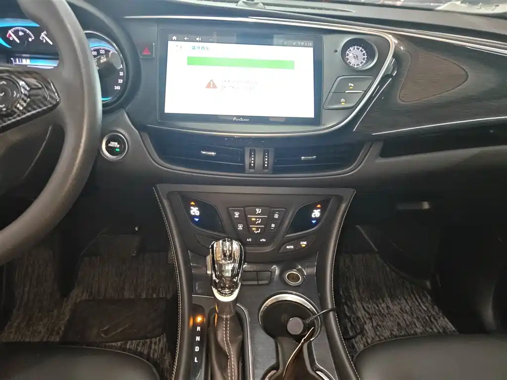 Buick Envision Plus 2016 — фото 6