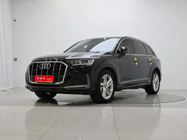 Audi Q7 2024