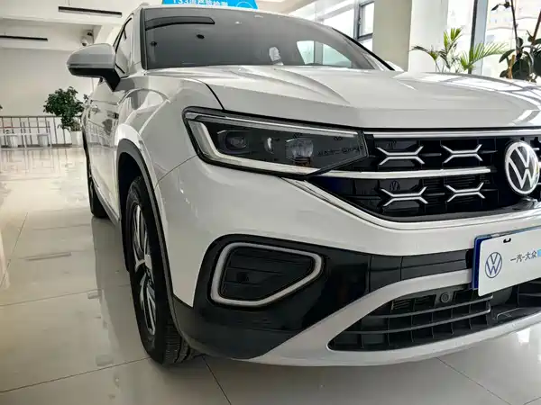 Volkswagen Tayron 2023