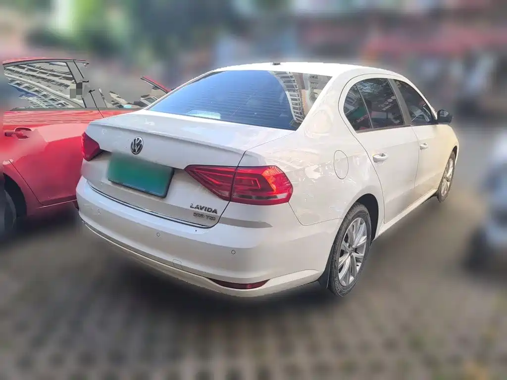 Volkswagen Lavida 2016