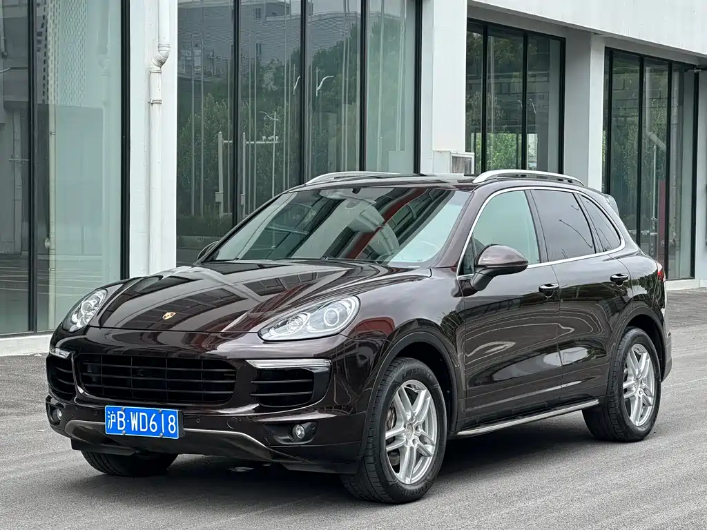 Porsche Cayenne 2017 — фото 1
