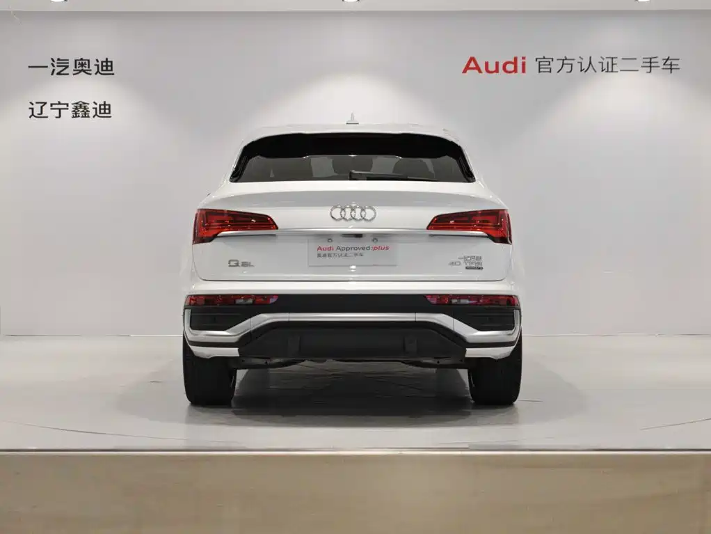 Audi Q5L Sportback 2022 — фото 5