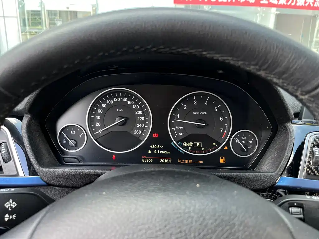 BMW 3 Series GT 2018 — фото 9