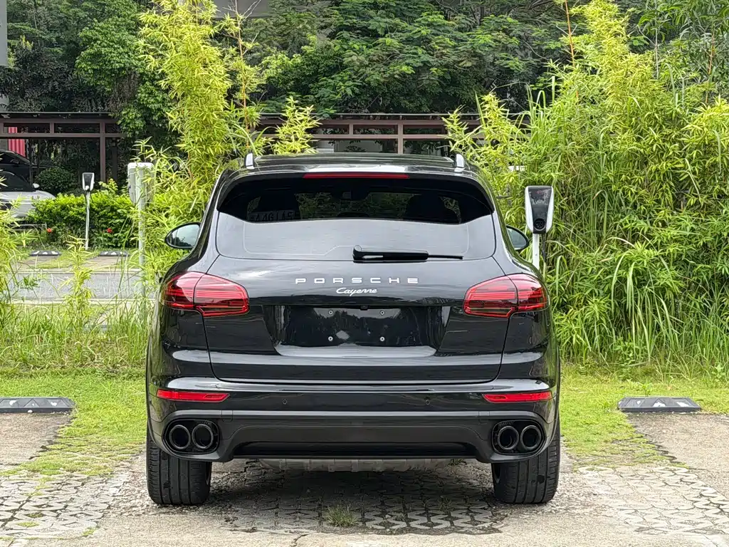 Porsche Cayenne 2017 — фото 14