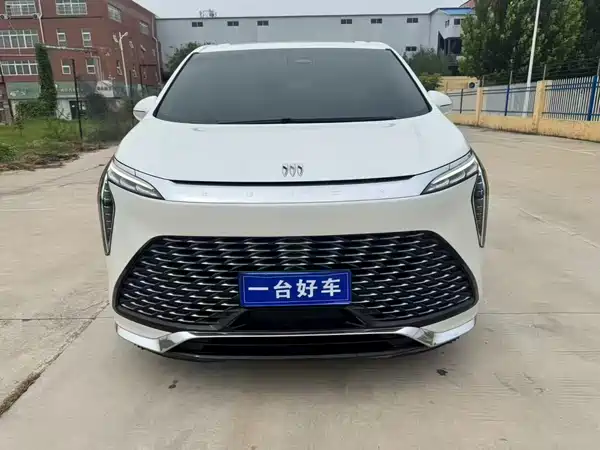 Buick Century 2023