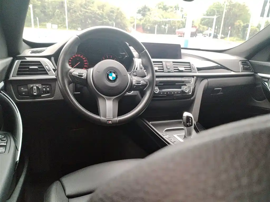 BMW 3 Series GT 2019 — фото 10