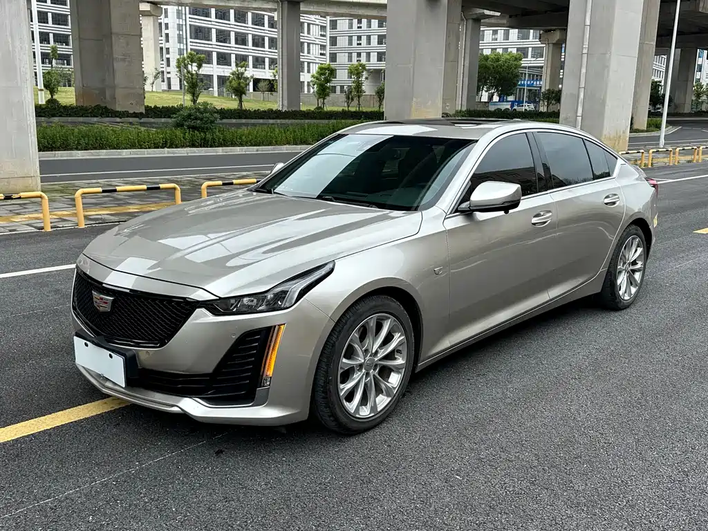Cadillac CT5 2020 — фото 1