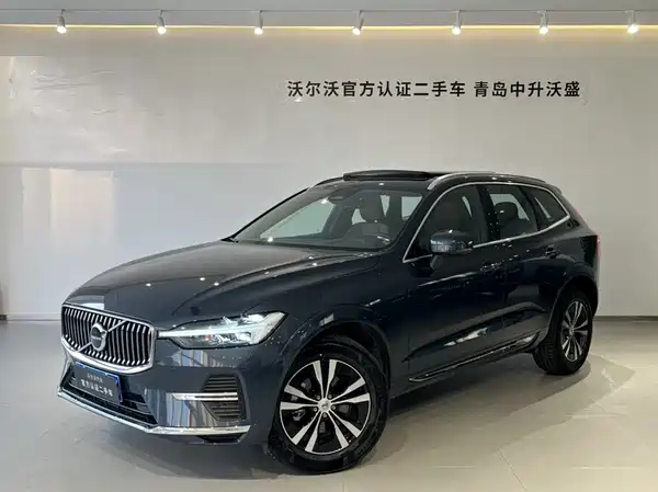 Volvo XC60 2025