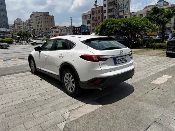 Mazda CX-4 2018