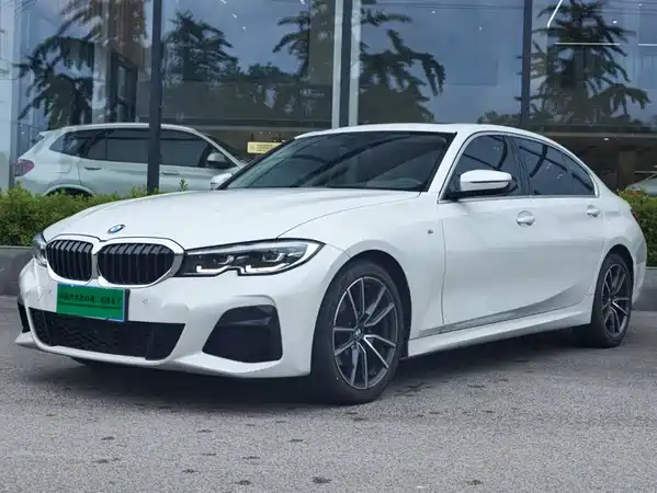 BMW 3 Series 2022
