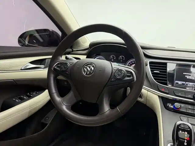 Buick LaCrosse 2018 — фото 17
