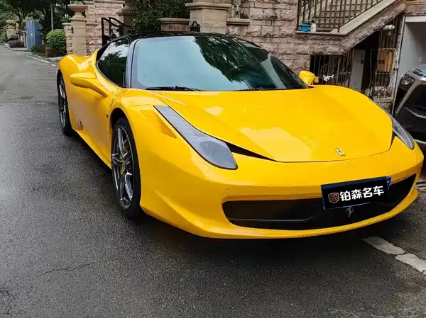 Ferrari 458 2012