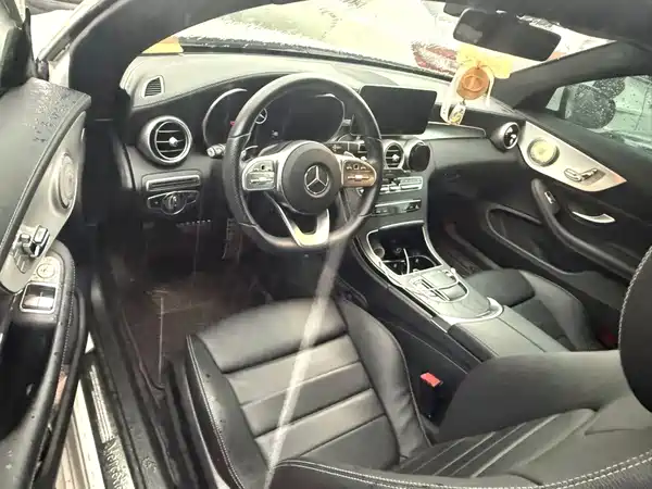 Mercedes-Benz C-Class 2021