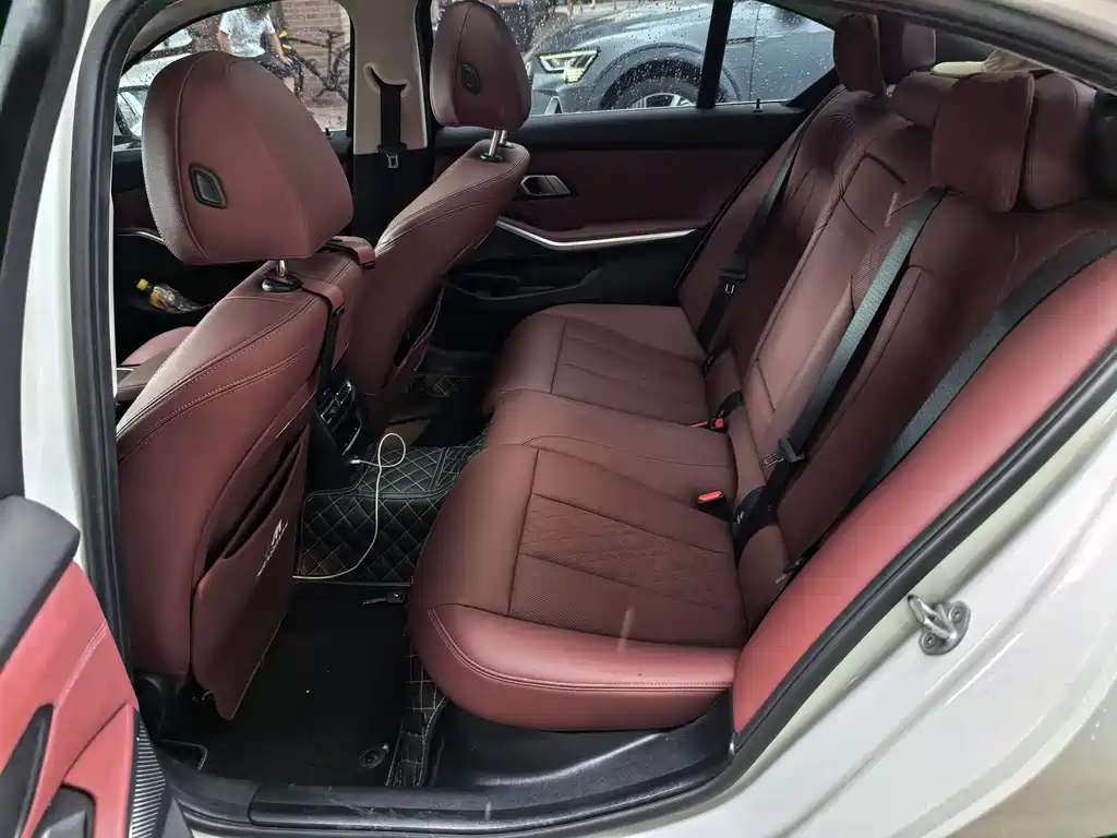BMW i3 2025 — фото 11