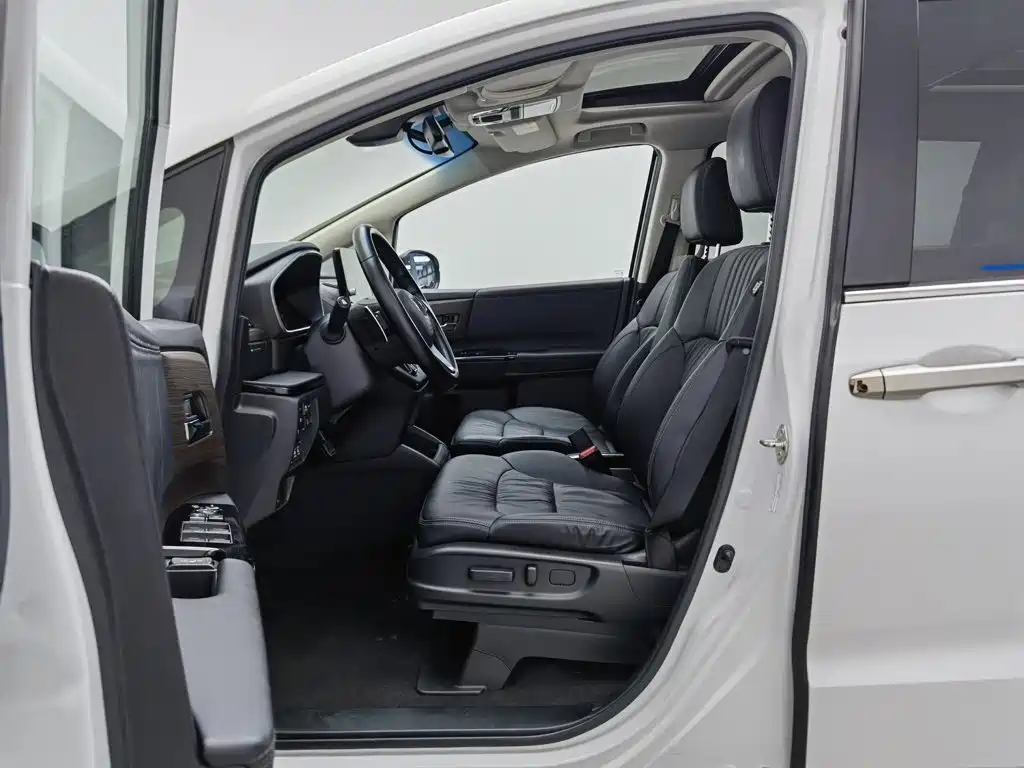 Honda Odyssey 2022 — фото 10
