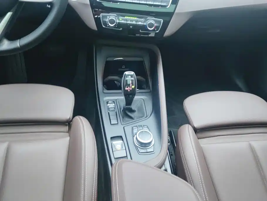 BMW X1 2020 — фото 16