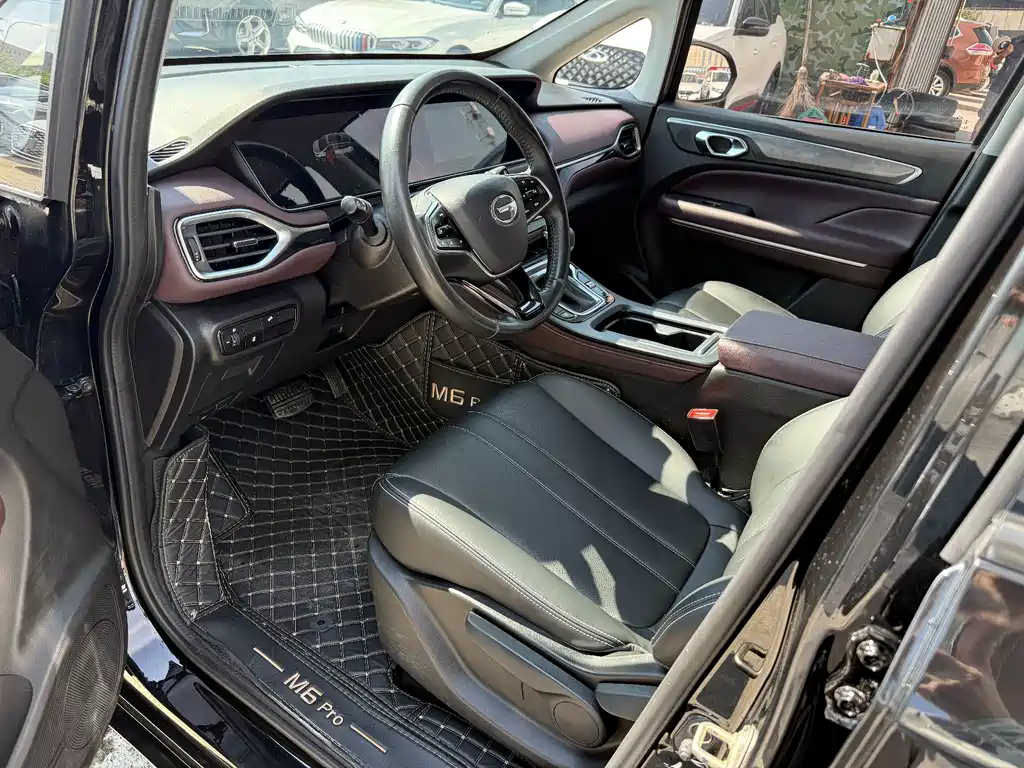 GAC Trumpchi M6 2022 — фото 4