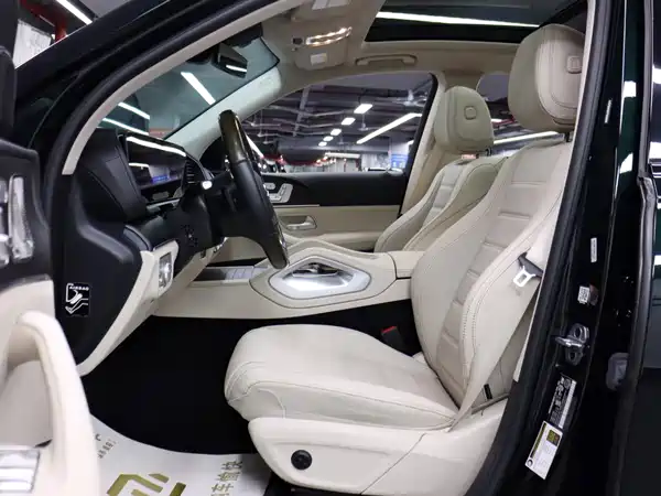 Mercedes-Benz GLE 2025