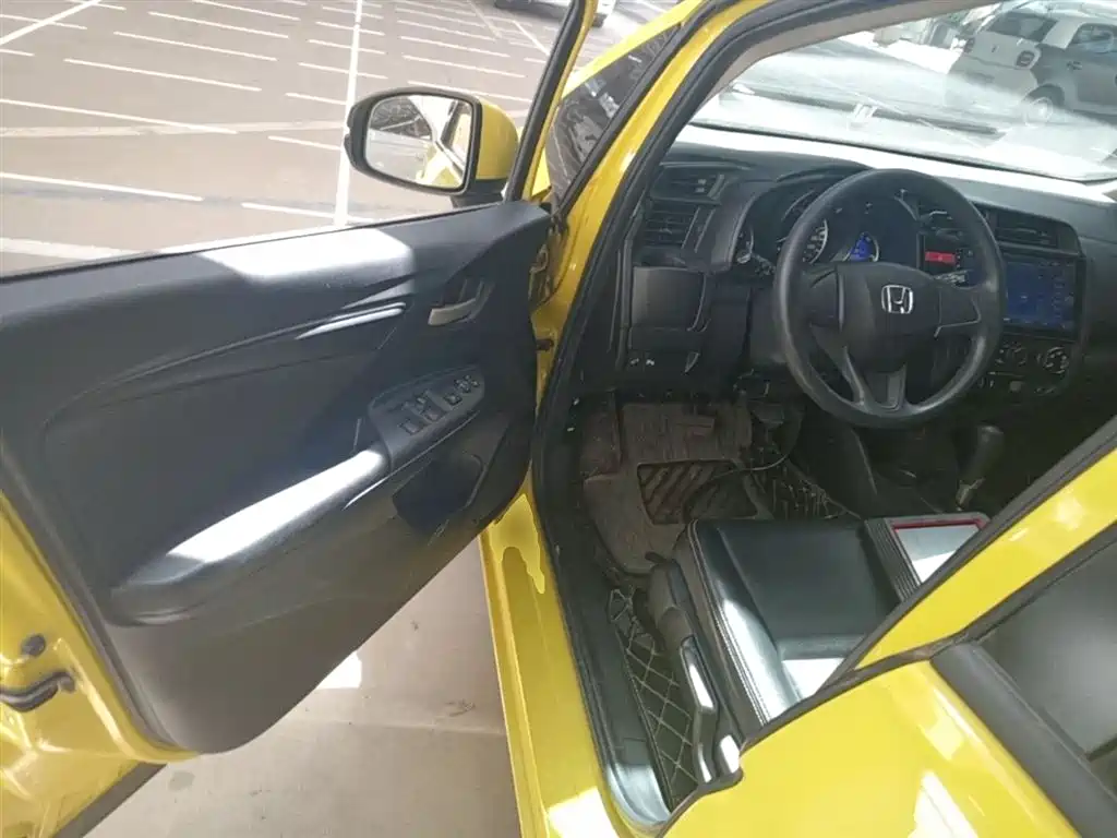 Honda Fit 2018 — фото 16