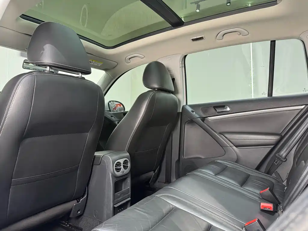 Volkswagen Tiguan 2017 — фото 19