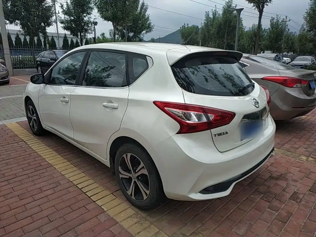 Nissan Tiida 2019 — фото 5