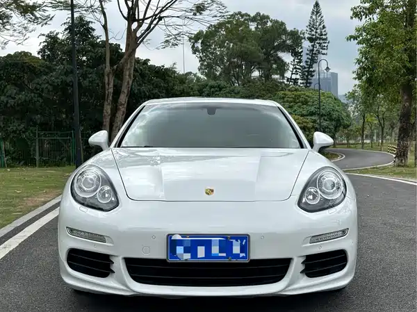 Porsche Panamera 2014