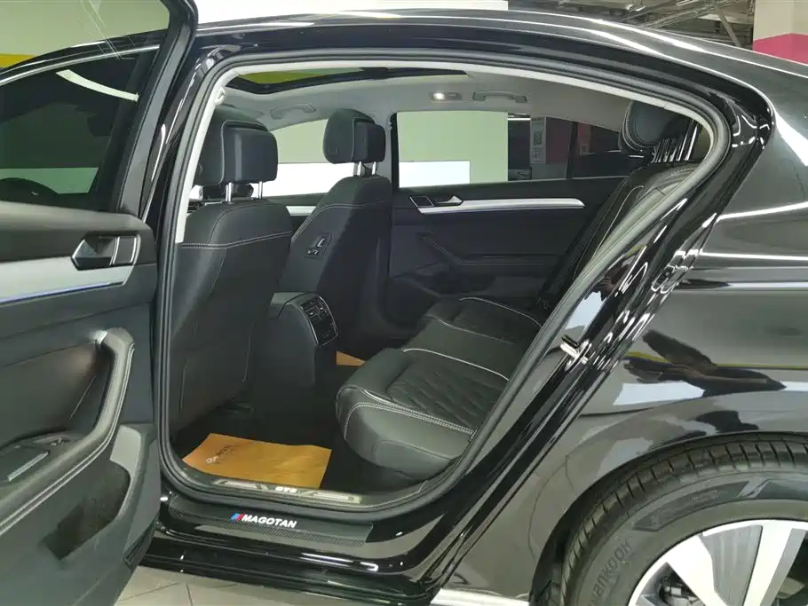 Volkswagen Magotan GTE PHEV 2023 — фото 11