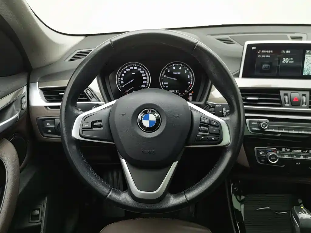 BMW X1 2019 — фото 11