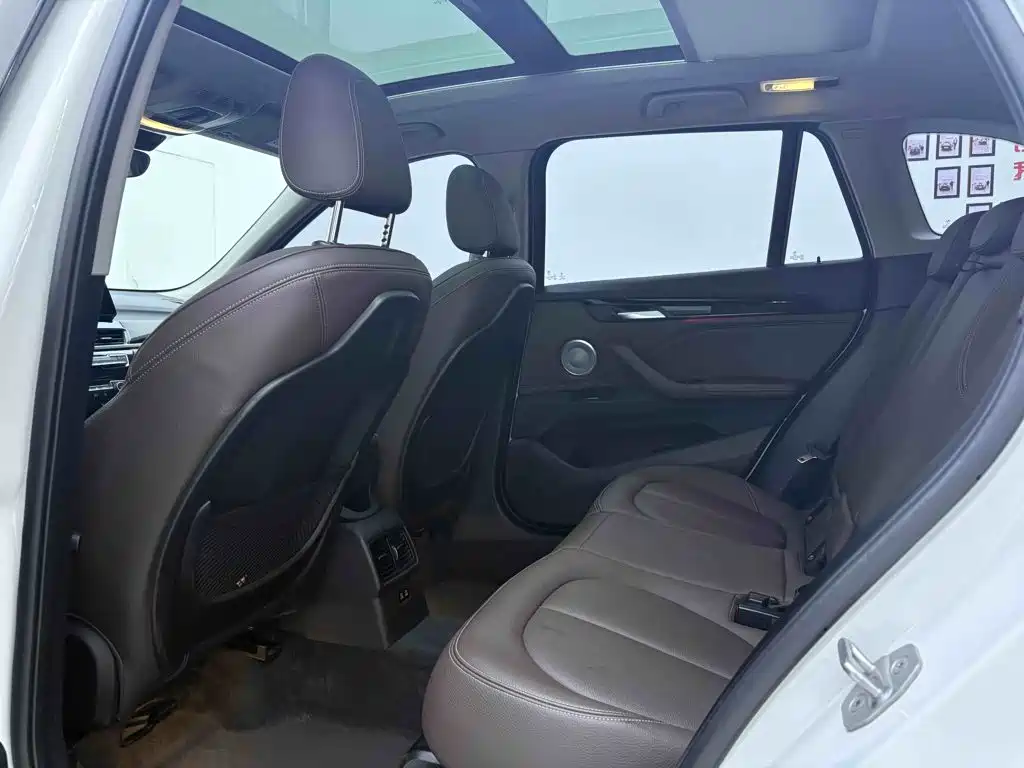 BMW X1 2021 — фото 20