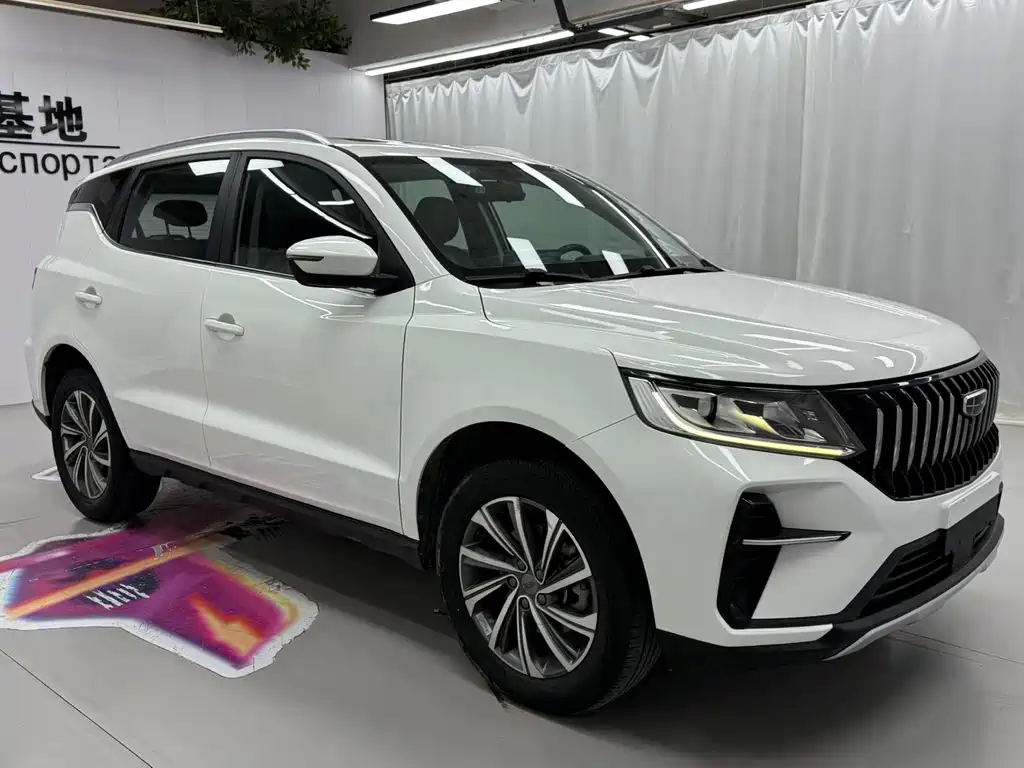 Geely Vision X6 2022 — фото 3