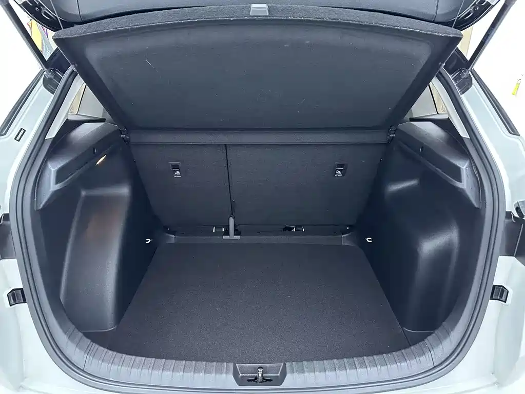 Skoda Kamiq 2021 — фото 17