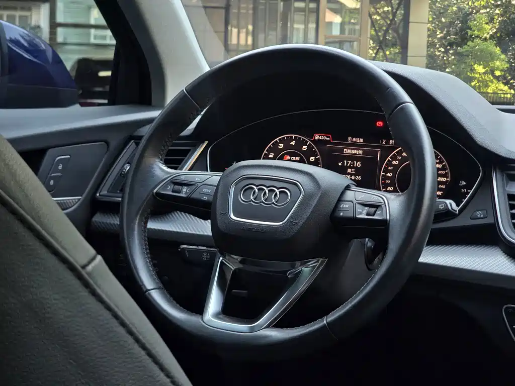 Audi Q5L 2019 — фото 12