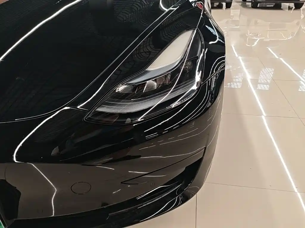 Tesla Model 3 2023 — фото 24