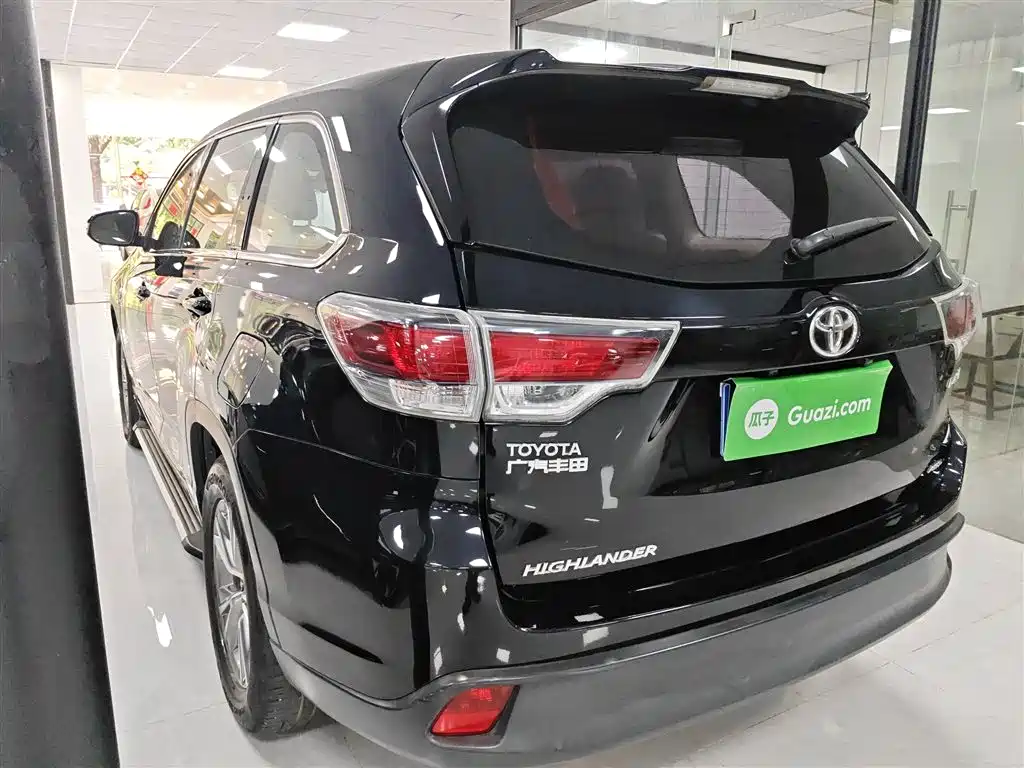 Toyota Highlander 2018 — фото 23