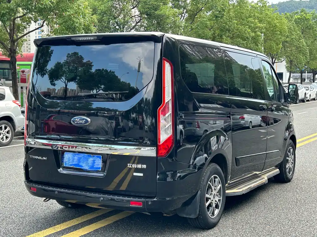 Ford Tourneo 2019 — фото 4
