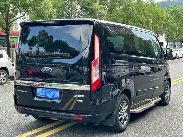 Ford Tourneo 2019