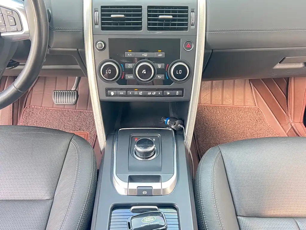 Land Rover Discovery Sport 2019 — фото 19